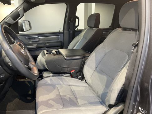 Used 2022 RAM 1500 Big Horn AWD/4WD image 17