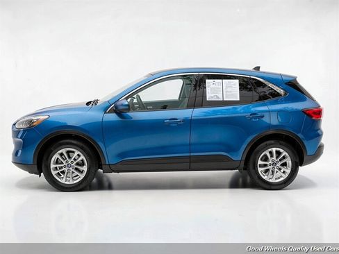 Used 2021 Ford Escape SE w/ Cold Weather Package FWD image 8
