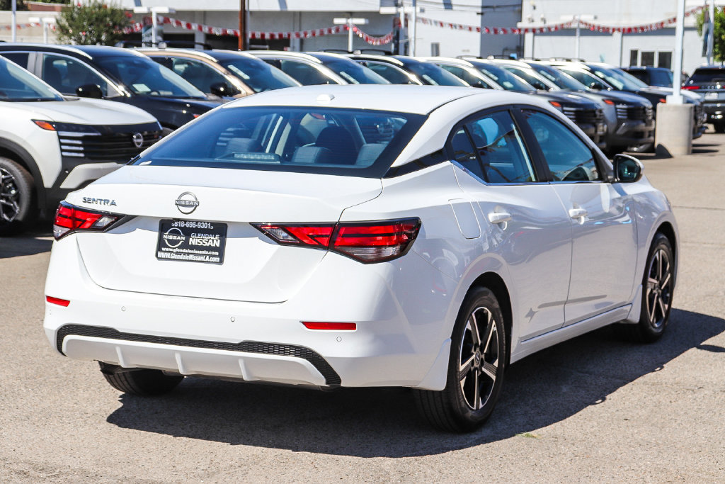 Certified 2025 Nissan Sentra SV FWD image 8