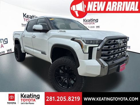 Used 2025 Toyota Tundra Platinum image 1