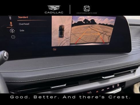 Used 2025 Cadillac XT4 Premium Luxury FWD image 19