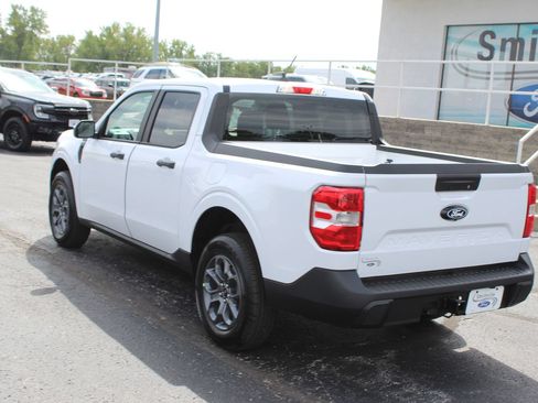 New 2025 Ford Maverick XLT w/ XLT Luxury Package FWD image 3