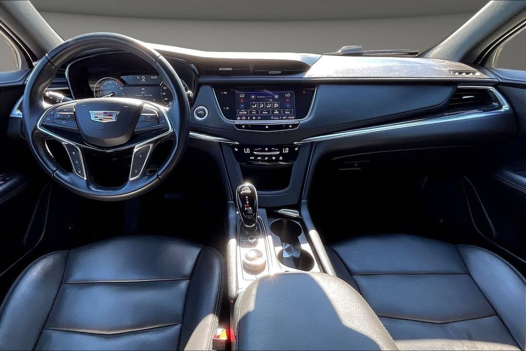 Used 2021 Cadillac XT5 Premium Luxury FWD image 10