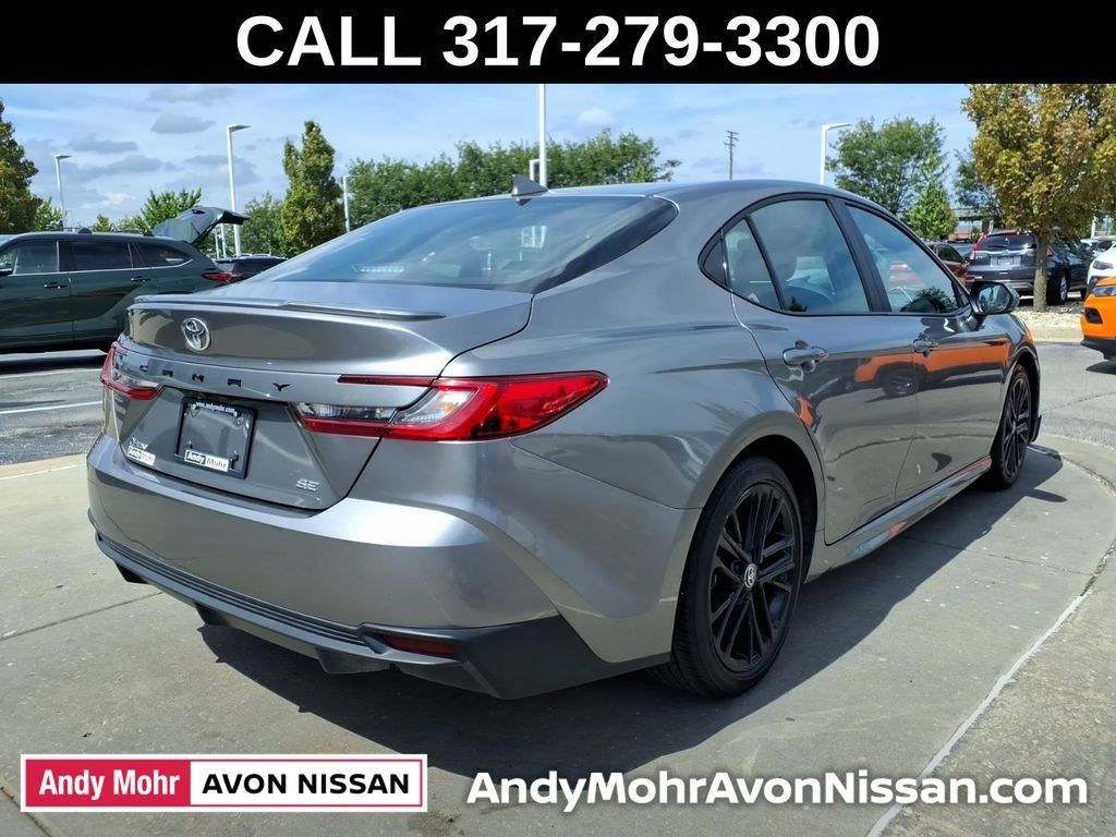 Used 2025 Toyota Camry SE FWD image 7