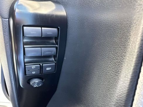 Certified 2025 Toyota Camry SE image 6