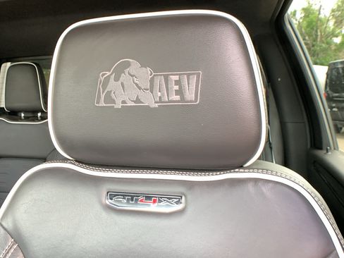 Used 2024 GMC Sierra 2500 AT4X w/ AT4X AEV Edition AWD/4WD image 15