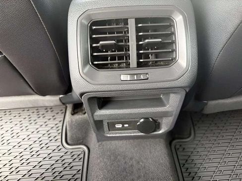 Certified 2023 Volkswagen Tiguan SE AWD/4WD image 8