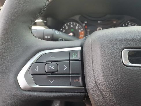 Used 2025 Jeep Compass Limited AWD/4WD image 21