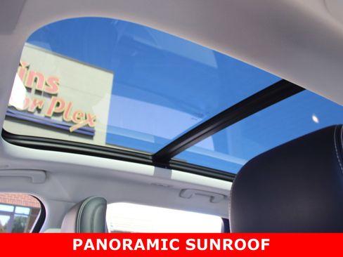 Used 2024 Lincoln Nautilus Reserve w/ Equipment Group 203A image 25