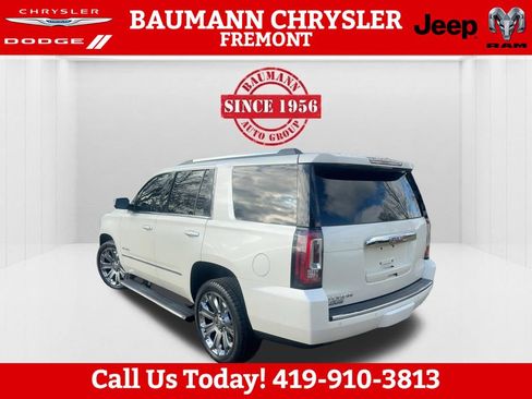 Used 2015 GMC Yukon Denali w/ Premium Package AWD/4WD image 8