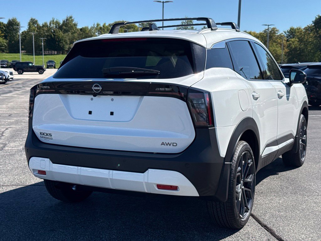 New 2027 Nissan Kicks SR AWD/4WD image 19