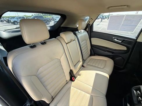 Certified 2022 Ford Edge SEL AWD/4WD image 18