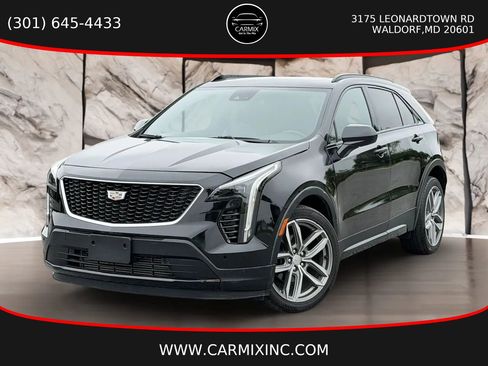 Used 2019 Cadillac XT4 Sport w/ Cold Weather Package FWD image 1