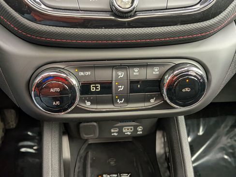 Certified 2023 Chevrolet TrailBlazer RS w/ Sun and Liftgate Package image 30