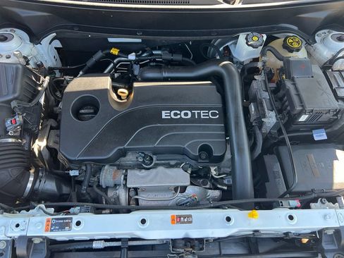 Used 2020 Chevrolet Equinox LT AWD/4WD image 46