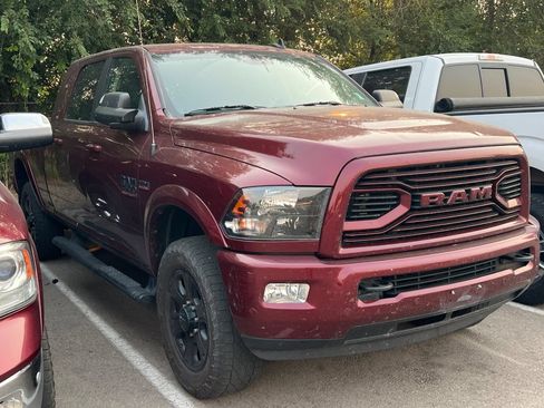 Used 2018 RAM 2500 Big Horn w/ Sport Appearance Group AWD/4WD image 2