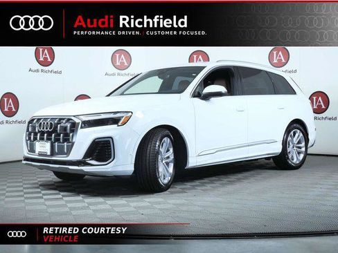 Used 2026 Audi Q7 3.0T Premium Plus w/ Premium Plus Package AWD/4WD image 5