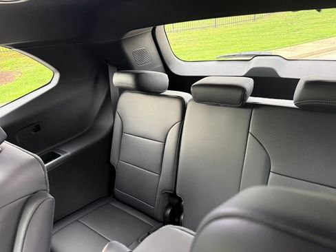 New 2027 Buick Enclave Preferred w/ Power Package FWD image 21