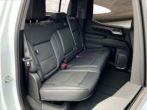 New 2026 GMC Sierra 1500 Denali w/ Denali Reserve Package image 9