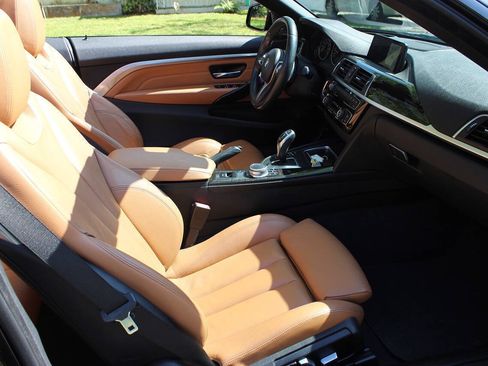 Used 2019 BMW 430i Convertible w/ M Sport Package RWD image 19