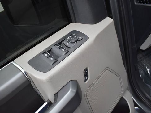 Used 2020 Ford F150 XLT w/ Equipment Group 302A Luxury image 10