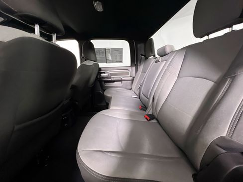Used 2024 RAM 3500 Big Horn AWD/4WD image 28