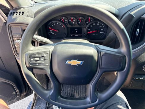 Used 2022 Chevrolet Silverado 1500 Custom RWD image 19