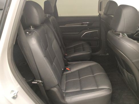 Used 2022 Kia Telluride SX w/ Nightfall Edition Package AWD/4WD image 19