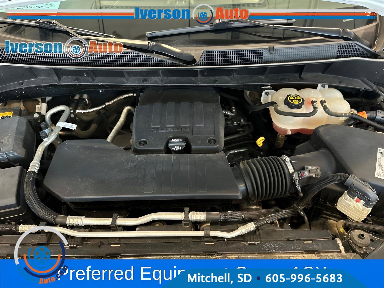 Used 2021 Chevrolet Silverado 1500 Custom AWD/4WD image 12