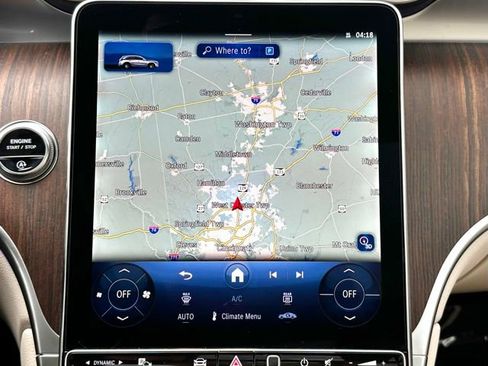 Used 2026 Mercedes-Benz GLC 300 4MATIC image 18
