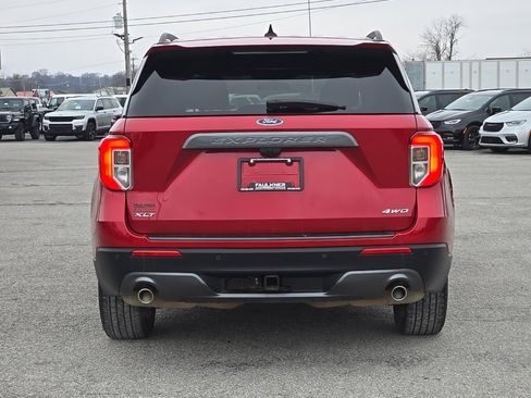 Used 2023 Ford Explorer XLT w/ Equipment Group 202A image 6