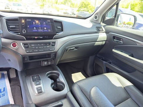 Certified 2023 Honda Ridgeline RTL image 23