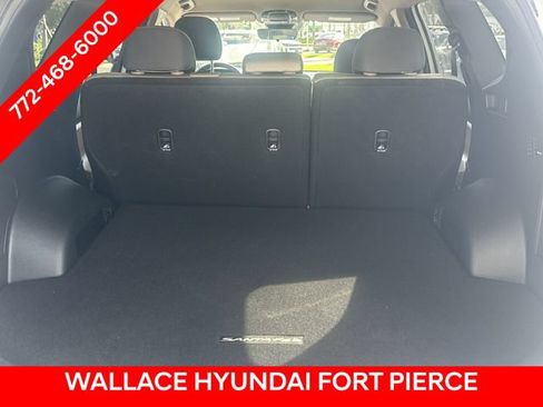 Used 2023 Hyundai Santa Fe SEL FWD image 9