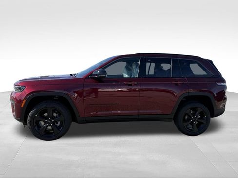 New 2026 Jeep Grand Cherokee Limited w/ Limited Altitude Package RWD image 2