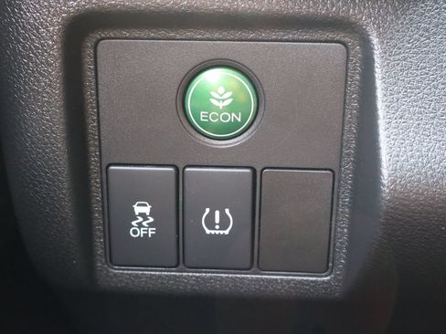 Used 2016 Honda HR-V LX image 27