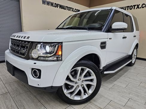 Used 2016 Land Rover LR4 HSE image 1