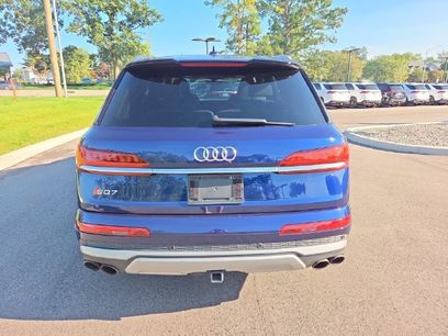 Used 2020 Audi SQ7 Premium Plus w/ Driver Assistance Package