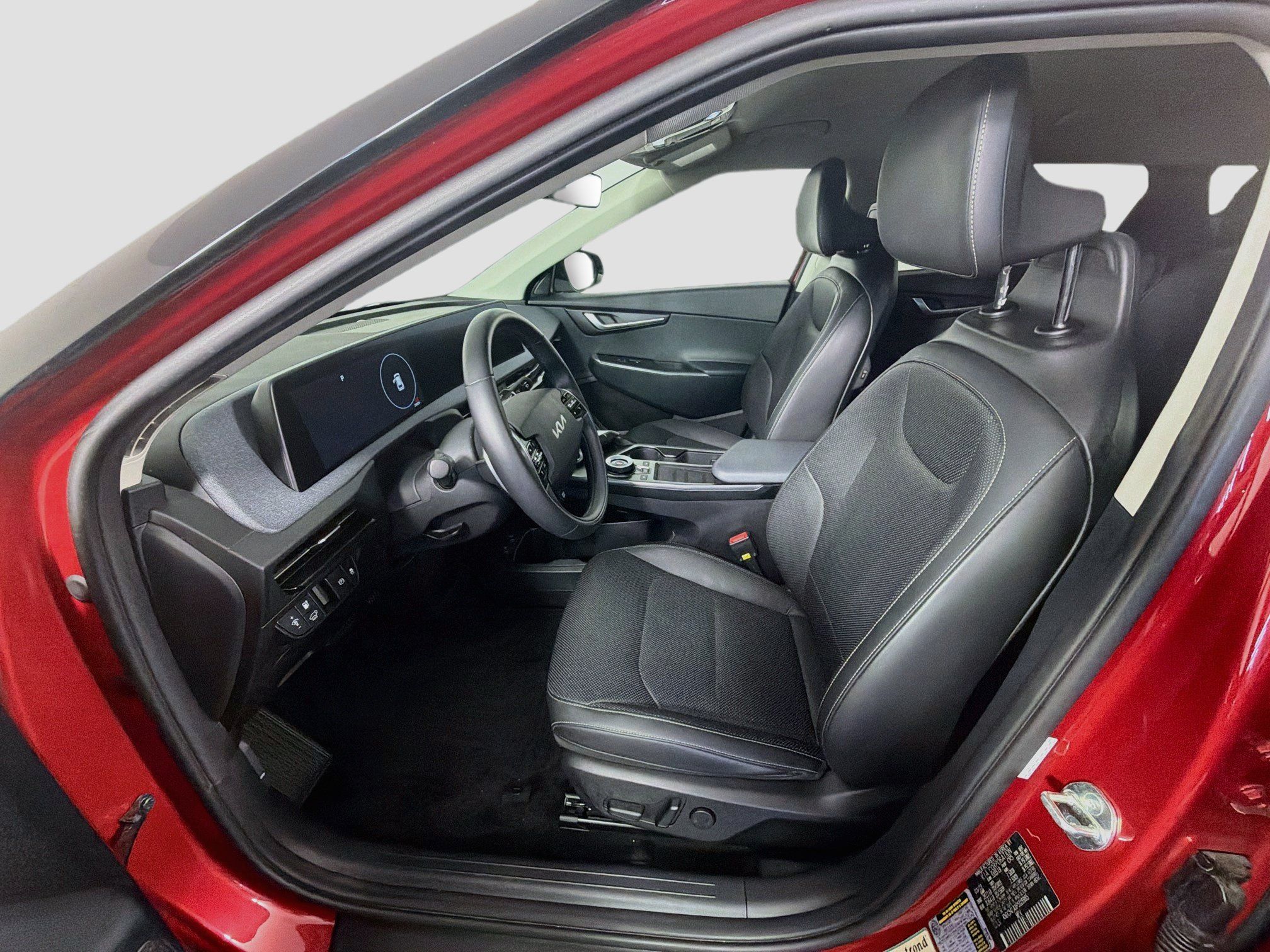 Used 2023 Kia EV6 Wind RWD image 13