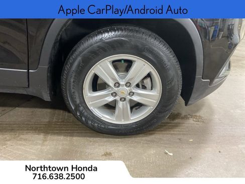 Used 2021 Chevrolet Trax LS image 11