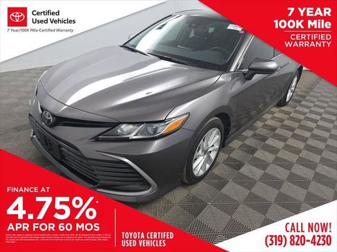 Certified 2022 Toyota Camry LE image 1