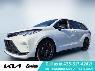 Used 2026 Toyota Sienna XSE FWD video 1