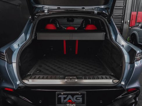 Used 2021 Aston Martin DBX AWD/4WD image 71