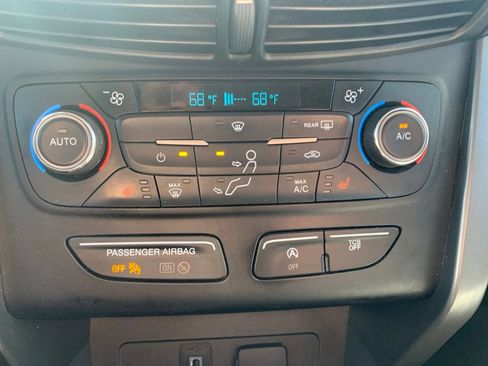 Used 2017 Ford Escape SE w/ SE Cold Weather Package AWD/4WD image 20