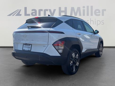 Used 2025 Hyundai Kona SEL AWD/4WD image 5