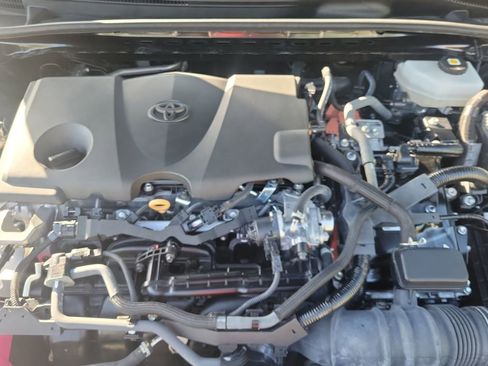 Used 2025 Toyota Camry LE image 33