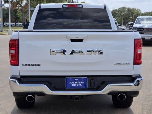 Used 2025 RAM 1500 Laramie AWD/4WD image 8