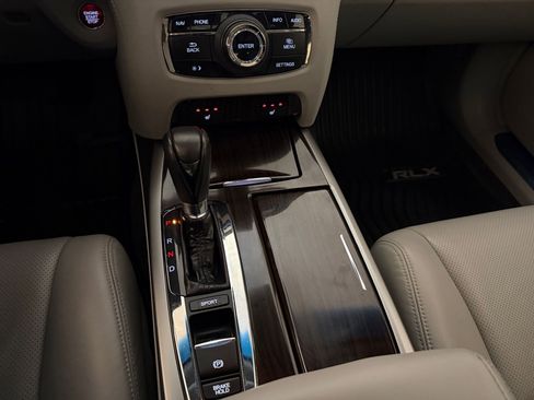 Used 2016 Acura RLX w/ Technology Package FWD image 17