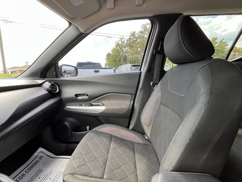 Used 2020 Nissan Kicks SV FWD image 23