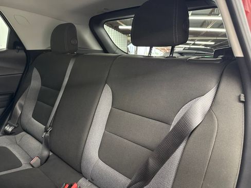 Used 2025 Chevrolet TrailBlazer LT FWD image 12