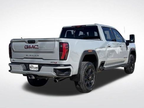 Used 2025 GMC Sierra 2500 AT4 w/ AT4 Premium Plus Package AWD/4WD image 7